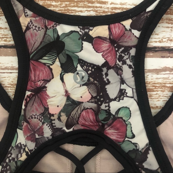 Lululemon Sports Bra Size 6 Sweaty or Not Bra II Butterfly Print - Picture 3 of 8
